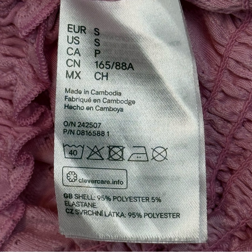 H&M DIVIDED Pink Eyelet Off Shoulder Crop Top Smocked Long Sleeve Size Small - Picture 6 of 6